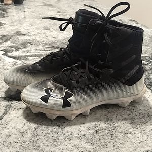 Football cleats